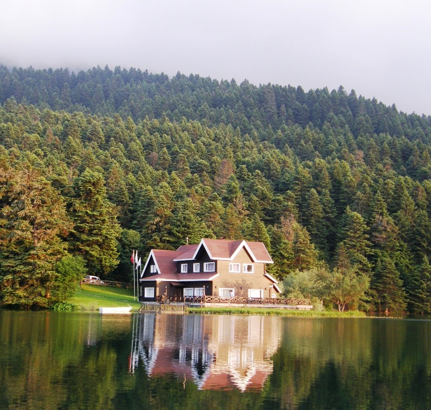 Lake Golcuk picture