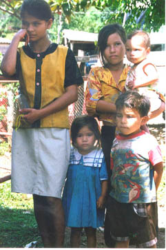 Resizechild.jpg (32068 bytes)