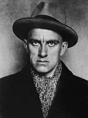 3 fisted Mayakovsky