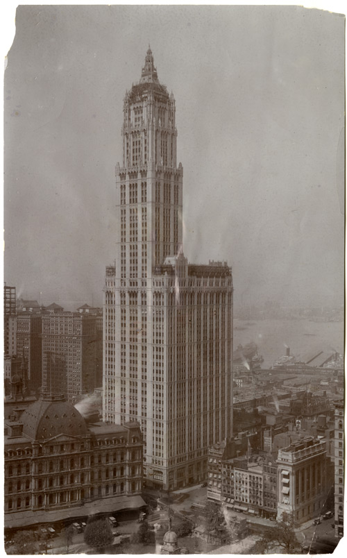 Woolworth Building photo (1913)